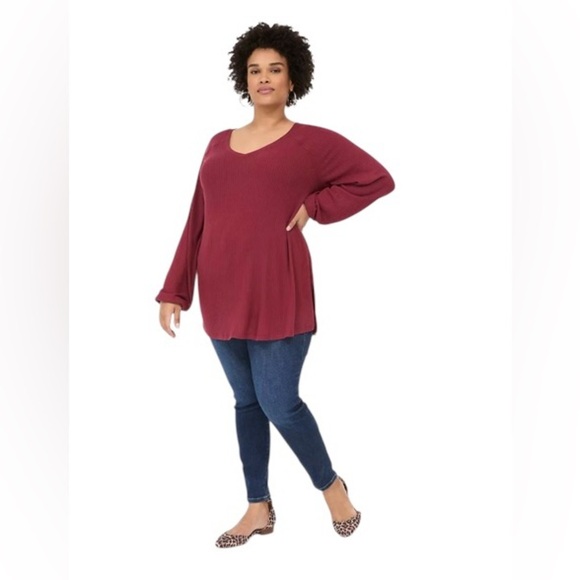 Lane Bryant, Plus Size Relaxed Tunic Top, 3X, Red - Picture 3 of 10